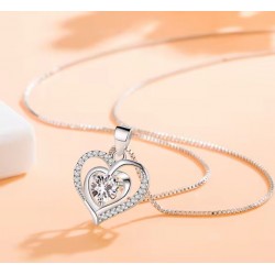 Collar Corazón Entrelazado
